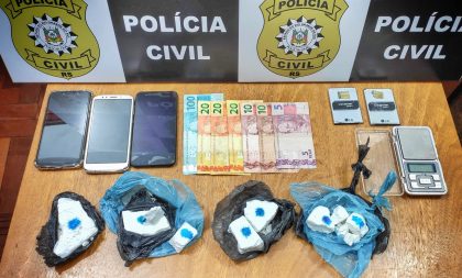 Polícia prende dupla por tráfico no Bairro Gonçalves