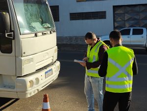 Secretaria da Fazenda fiscaliza transporte de mercadorias