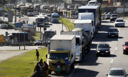 Benefício para caminhoneiros começa a ser pago em 9 de agosto