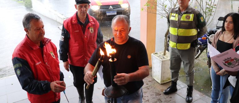 Novo Cabrais recebe pela primeira vez Corrida do Fogo Simbólico da Pátria