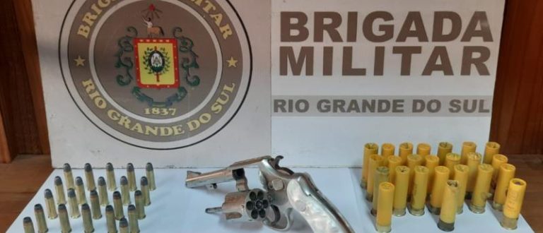 BRBM prende homem por porte ilegal de arma na RSC-471