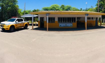 Policiais do Batalhão Rodoviário de Novo Cabrais salvam criança engasgada