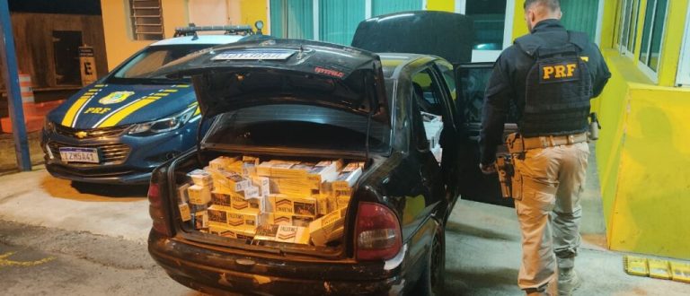 PRF apreende carga de cigarros contrabandeados em carro de Pantano Grande