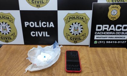 Perseguição policial no Centro termina com suspeito de tráfico preso