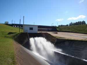 Jovem desaparece nas águas da Barragem do Arroio Duro