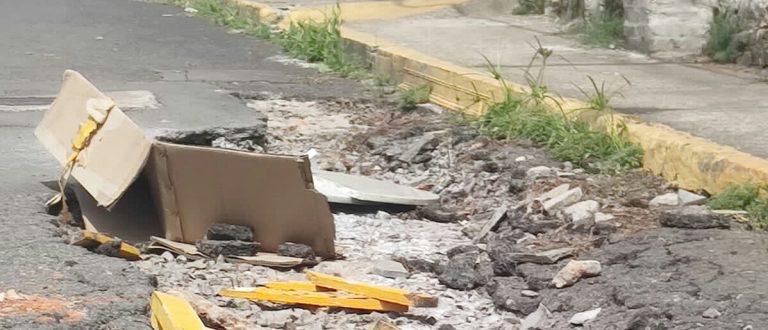 Moradores pedem conserto de cratera no Bairro Frota