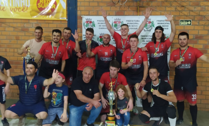 União e La Mafia são campeões de futsal de Novo Cabrais