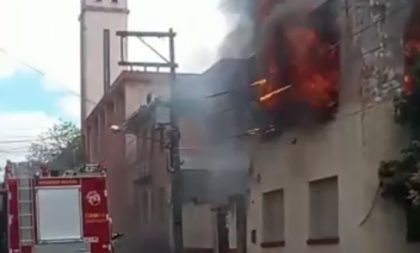 Escritório de agronomia pega fogo no centro de Cachoeira