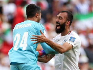 Irã vence País de Gales com gols nos acréscimos