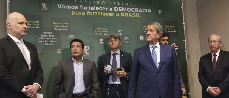 Representação ao TSE diz que Bolsonaro fez 51% dos votos no segundo turno