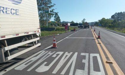 Ciclista morre atingido por caminhão na RSC-287