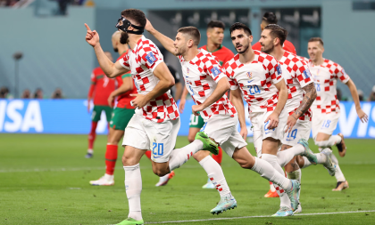 Com direito a golaço, Croácia fica com terceiro lugar