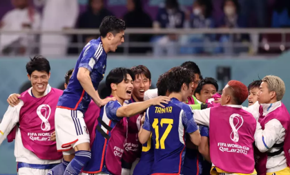 Japão surpreende Espanha e se garante nas oitavas da Copa do Catar