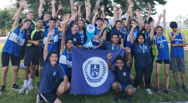 Escola Cívico-Militar Dinah Neri Pereira é campeã dos Jogos Escolares