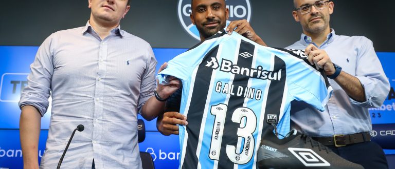 Grêmio apresenta Bruno Uvini e Everton Galdino