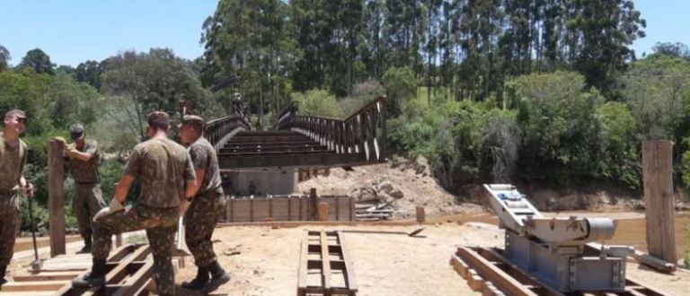 3° Batalhão instala ponte ligando Canguçu a São Lourenço do Sul