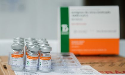 RS recebe 29.180 doses de Coronavac para vacinar crianças de 3 e 4 anos