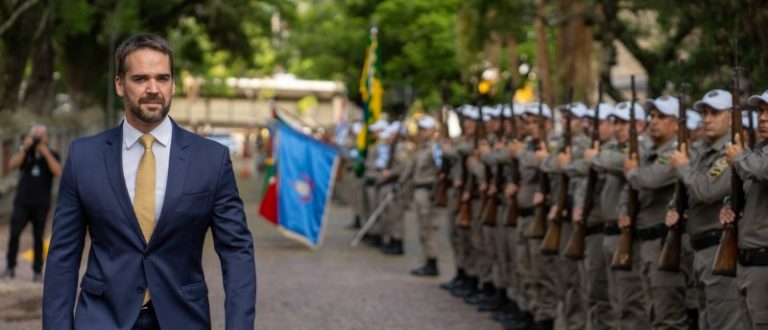 Governador assina promoção de 754 novos sargentos da Brigada Militar