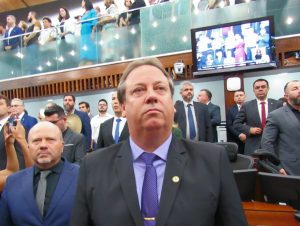 Deputado cachoeirense toma posse na Assembleia