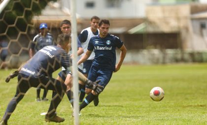 Após classificação Grêmio treina focado no próximo adversário da Copinha