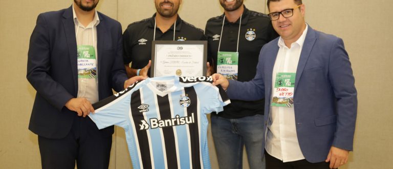 Escola do Grêmio participa do Congresso Internacional de Ciência, Futebol, Futsal e Beach Soccer