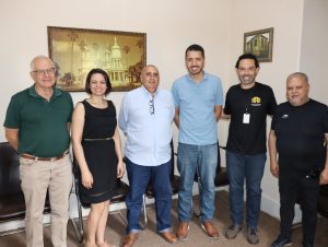 Presidente da Câmara recebe visita de sindicalistas