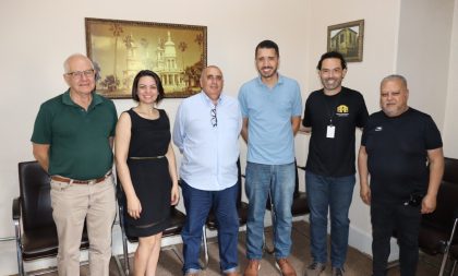 Presidente da Câmara recebe visita de sindicalistas