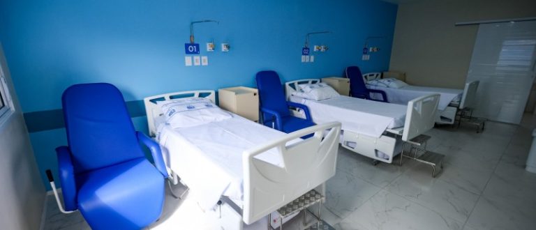 Governador entrega equipamentos para hospital de Encruzilhada do Sul