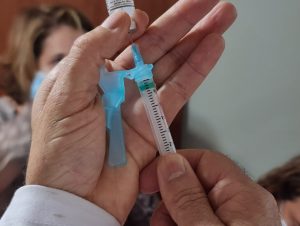 Covid: Cachoeira recebe mais 834 doses da bivalente nesta quinta