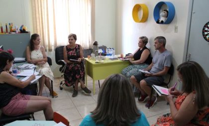 Encontro de gestoras de escolas em Cerro Branco marca preparativos do retorno às aulas