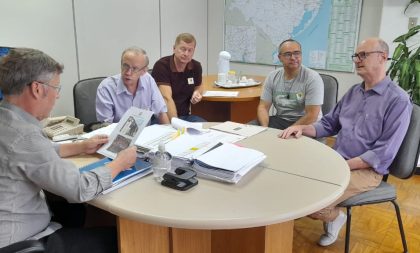 Comitiva de Paraíso do Sul pede reforma de ponte no Arroio Barriga