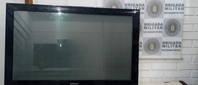 BM prende ladrão com TV nas costas perto do Derlizão