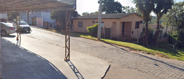 Paixão pede redutor de velocidade em cruzamento no Bairro Barcelos