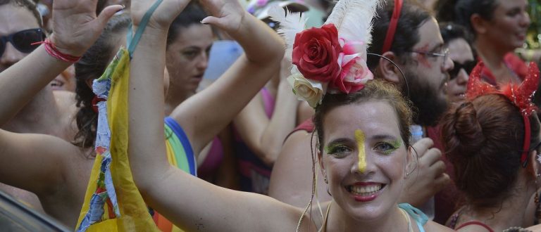 Não é não: lei é garantia contra importunação sexual no Carnaval