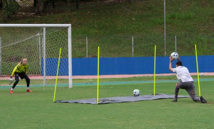 Gurias Coloradas: preparação iniciada para a estreia no Brasileirão A1