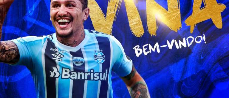 Grêmio anuncia contratação do meio-campista Vina para temporada