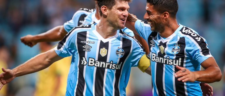 Vai acabar com o planeta? Grêmio mete goleada em cima do Nóia