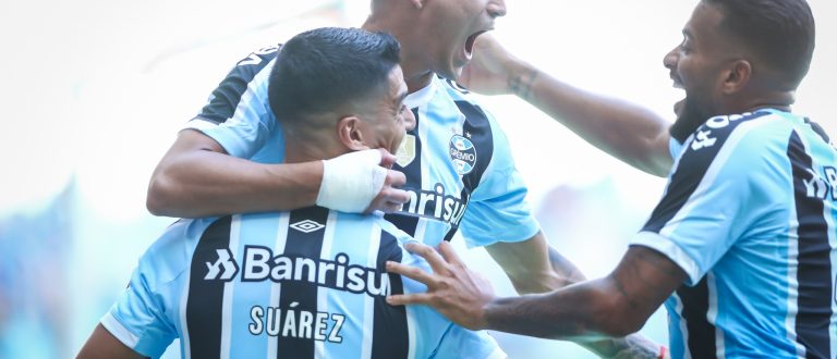 Invicto, Grêmio vence Avenida