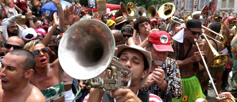 Carnaval deve injetar R$ 4,5 bilhões na economia do Rio de Janeiro