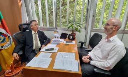 Deputado e reitor da UFSM tratam da RSC-287 e do Campus de Cachoeira