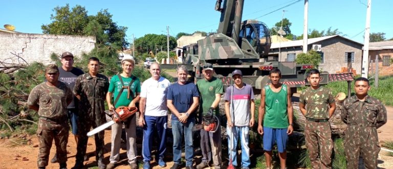 Retomada a parceria com o Exército para o corte de árvores