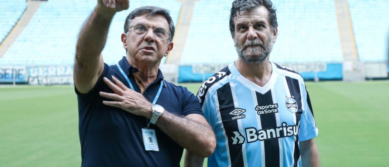 Ator Roberto Birindelli visita a Arena e se encanta com a casa do Tricolor