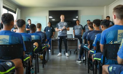 Sub-17 do Grêmio se reapresenta para temporada com novidades na comissão técnica