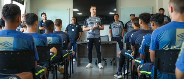 Sub-17 do Grêmio se reapresenta para temporada com novidades na comissão técnica