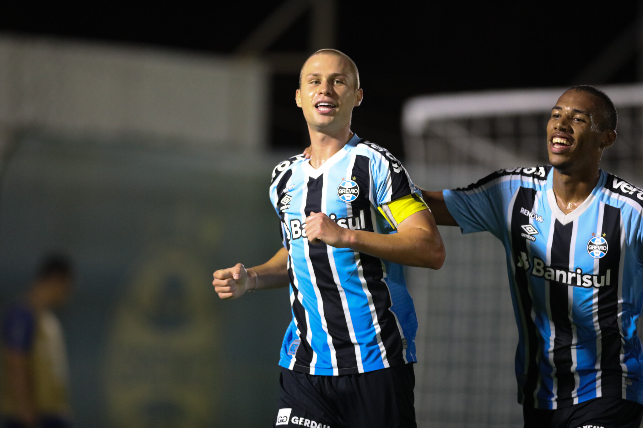 as FC e Arsenal/Grêmio Parque Dez farão a final do Sub-20