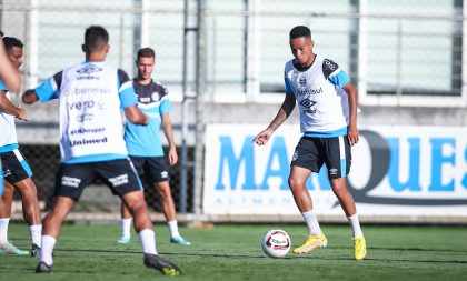 Grêmio realiza treinamento para manter invencibilidade no Gauchão 2023