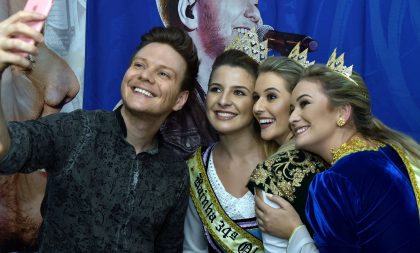 Soberanas: divulgadoras e anfitriãs da Oktoberfest