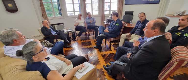 Cachoeira do Sul: licenciamento de balsa é tema de reunião com Marinha