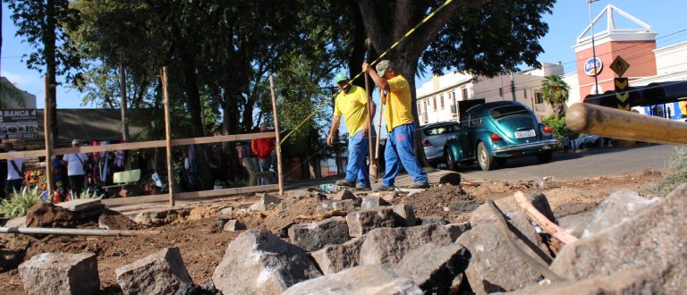 “Sempre disse que Cachoeira tem pressa”, comemora prefeito com obras da Rua Coberta