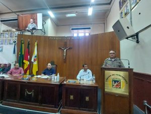 Vídeo: audiência na Câmara debate segurança nas escolas